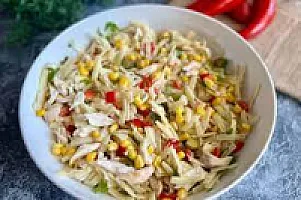 TAVUKLU SALATA