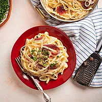 Pastırmalı ve Mantarlı Taglietelli