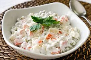 AMERİKAN SALATA