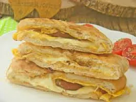 Tost Sucuk Salam Kaşarlı