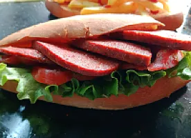 Sucuk Sandviç