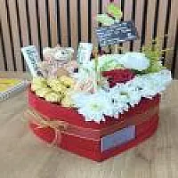 Aden Ayıcıklı Çikolatalı Özel Kalp Buket