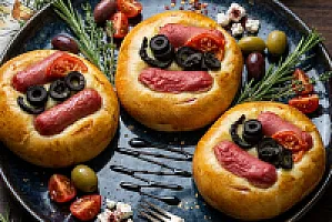 Sosisli pizza