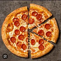PEPERONİ PİZZA (SUCUKLU)