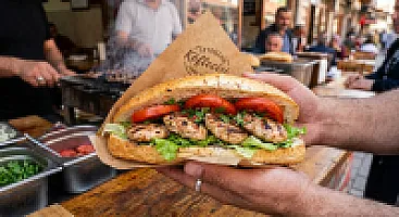 Ekmek Arası Izgara Köfte